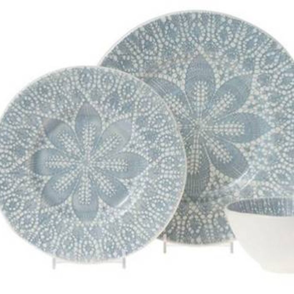 Viva by Vietri Lace Gray 6 Dinner Plates